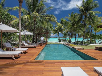 Idyllic Stay at Bora Bora – 7 days at Four Seasons Resort